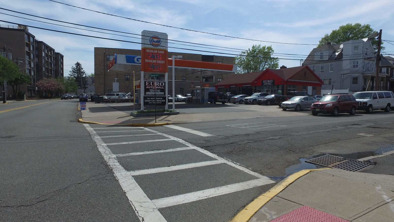 Euro Auto Mall on the corner of Palisade Avenue, Cliffside Park, NJ